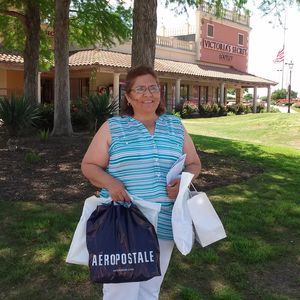 Meet your Posher, Edna